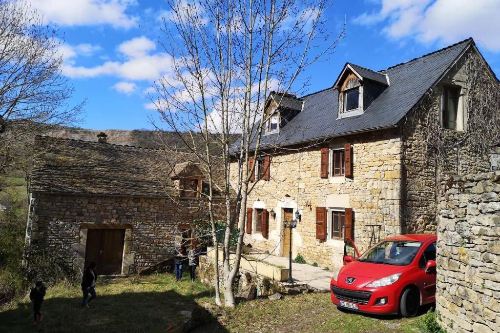 Maison Traditionnelle En Lozere Saint-Saturnin  Εξωτερικό φωτογραφία